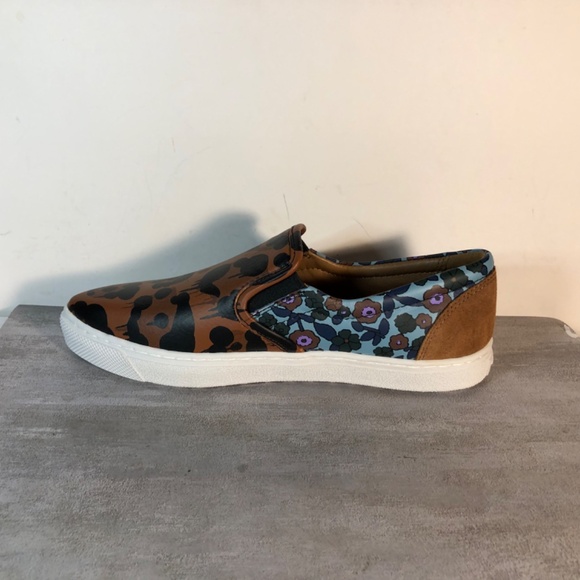 New ! Coach Wildebeest Nappa Slip on Sneakers/loafers leather sz 7 b - Picture 13 of 16